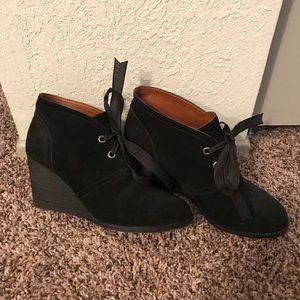 Black Lucky Brand Bow Wedges